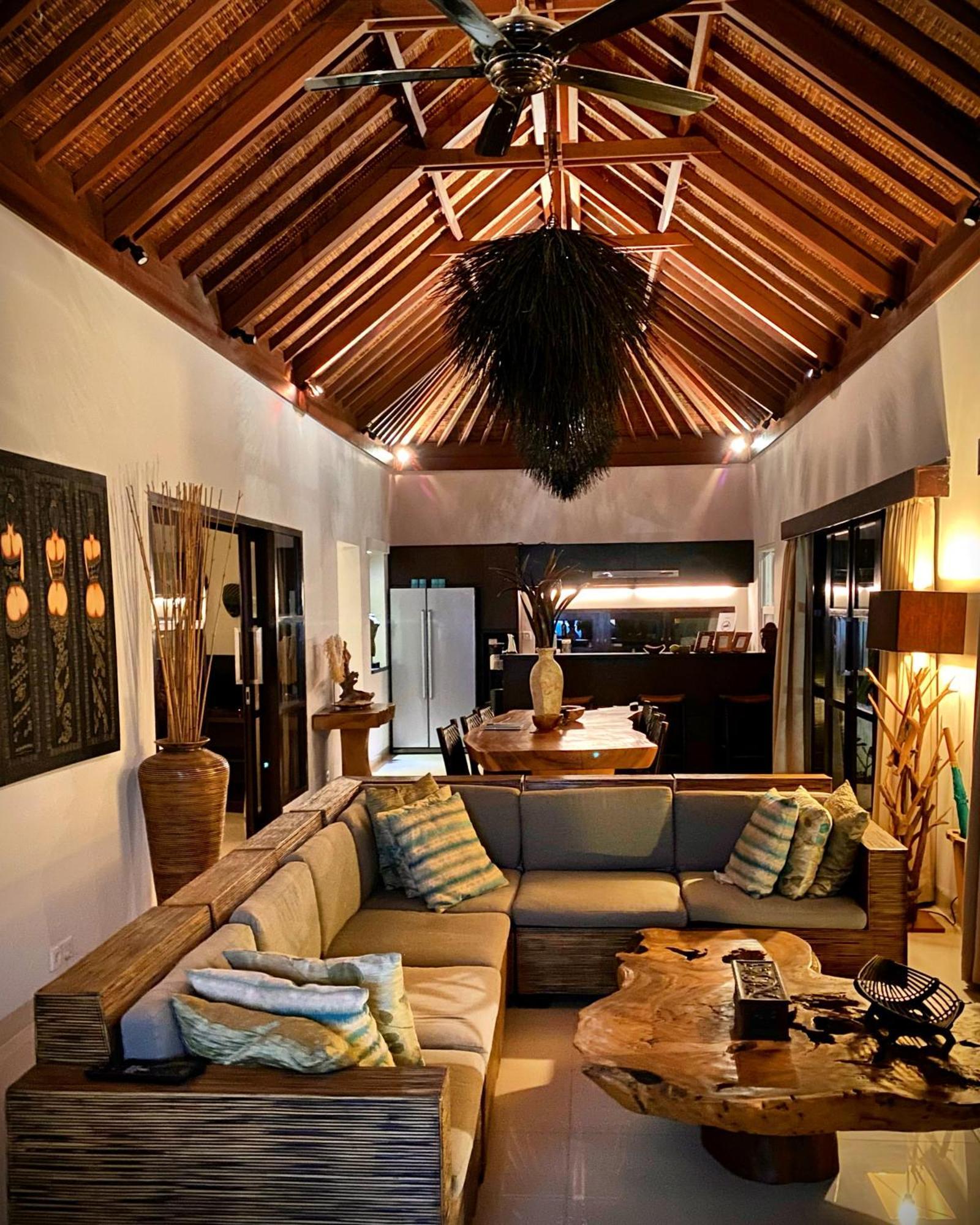 Amalika Private Pool Villa Central To Everything Gili Trawangan Exterior photo