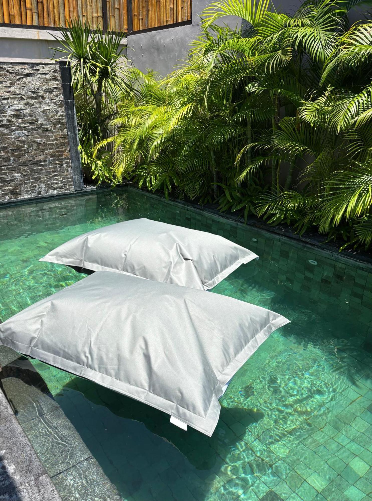 Amalika Private Pool Villa Central To Everything Gili Trawangan Exterior photo