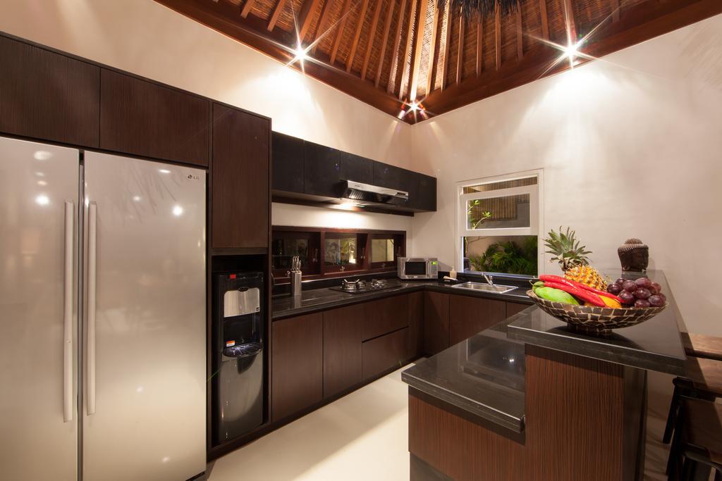 Amalika Private Pool Villa Central To Everything Gili Trawangan Room photo
